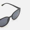 Solglasögon Svarta Cat eye Montini