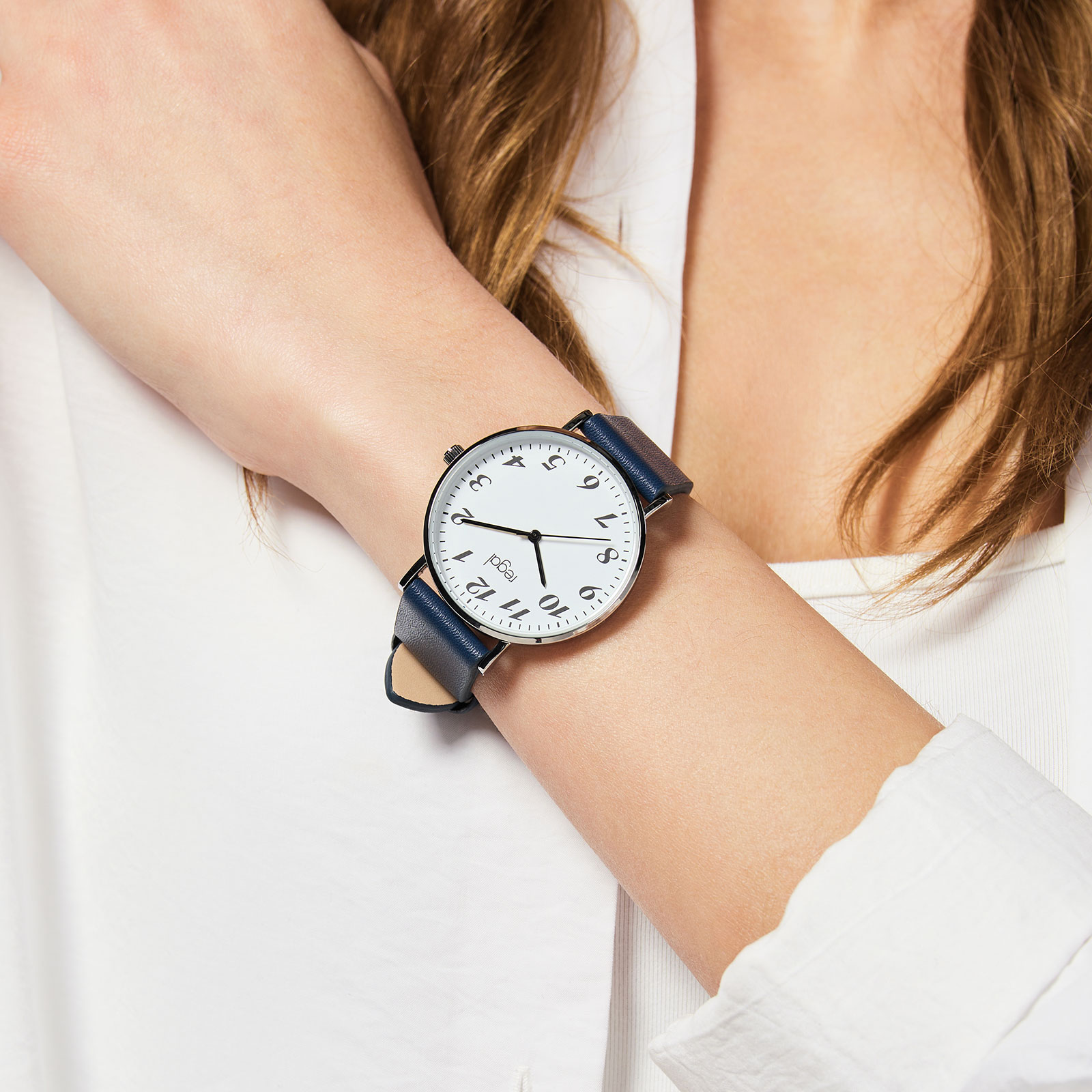 Regal damklocka - blått band, silverton/vit, 38mm