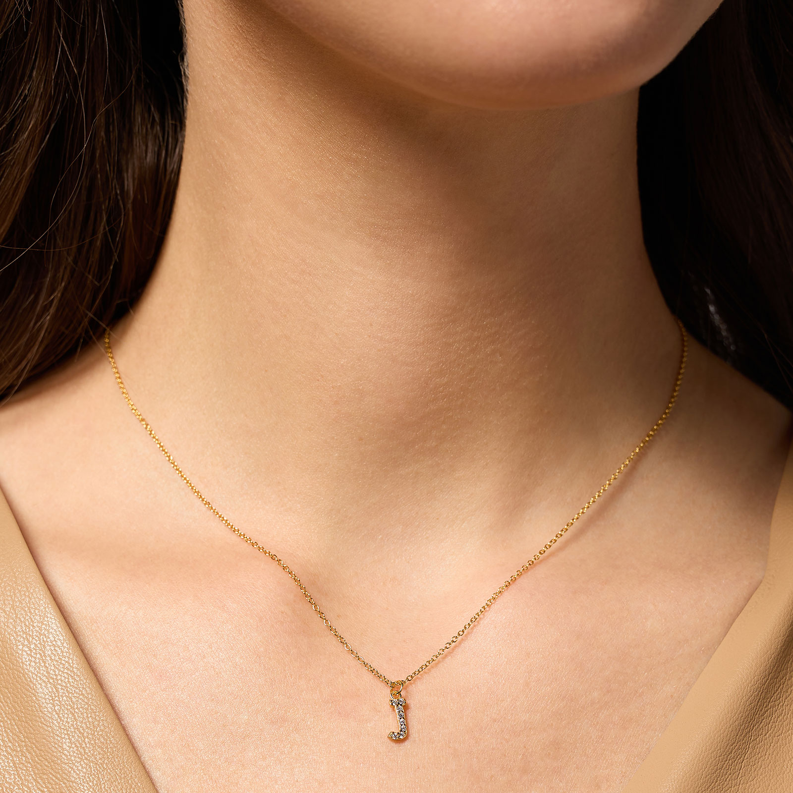 Guldpläterat halsband bokstav J - 42+3 cm