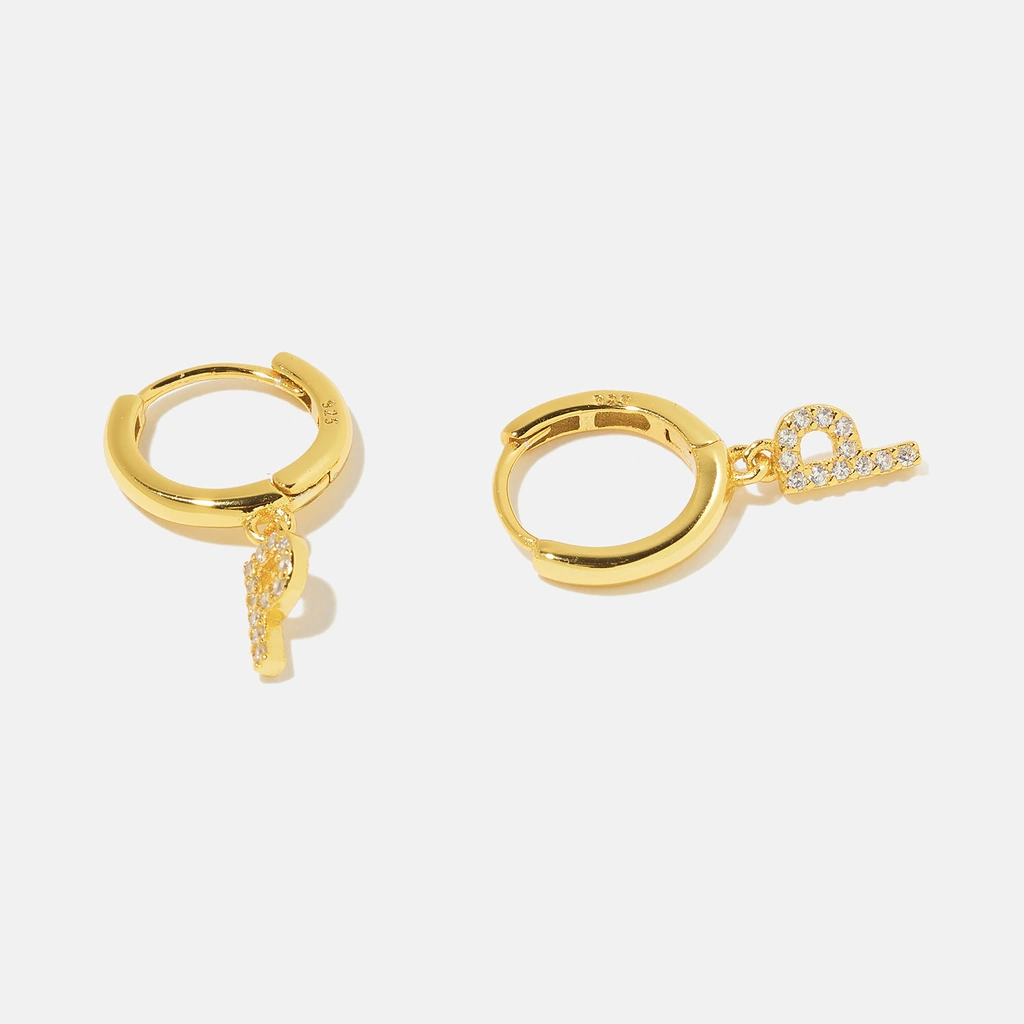 Guldpläterade silverörhängen - hoops P