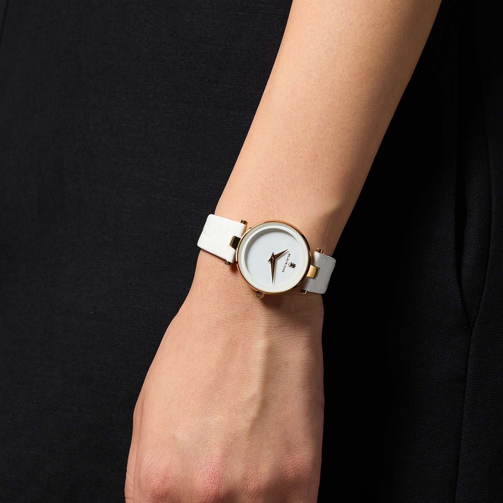 Black Oak Trifolia damklocka - vit/guld, 31 mm