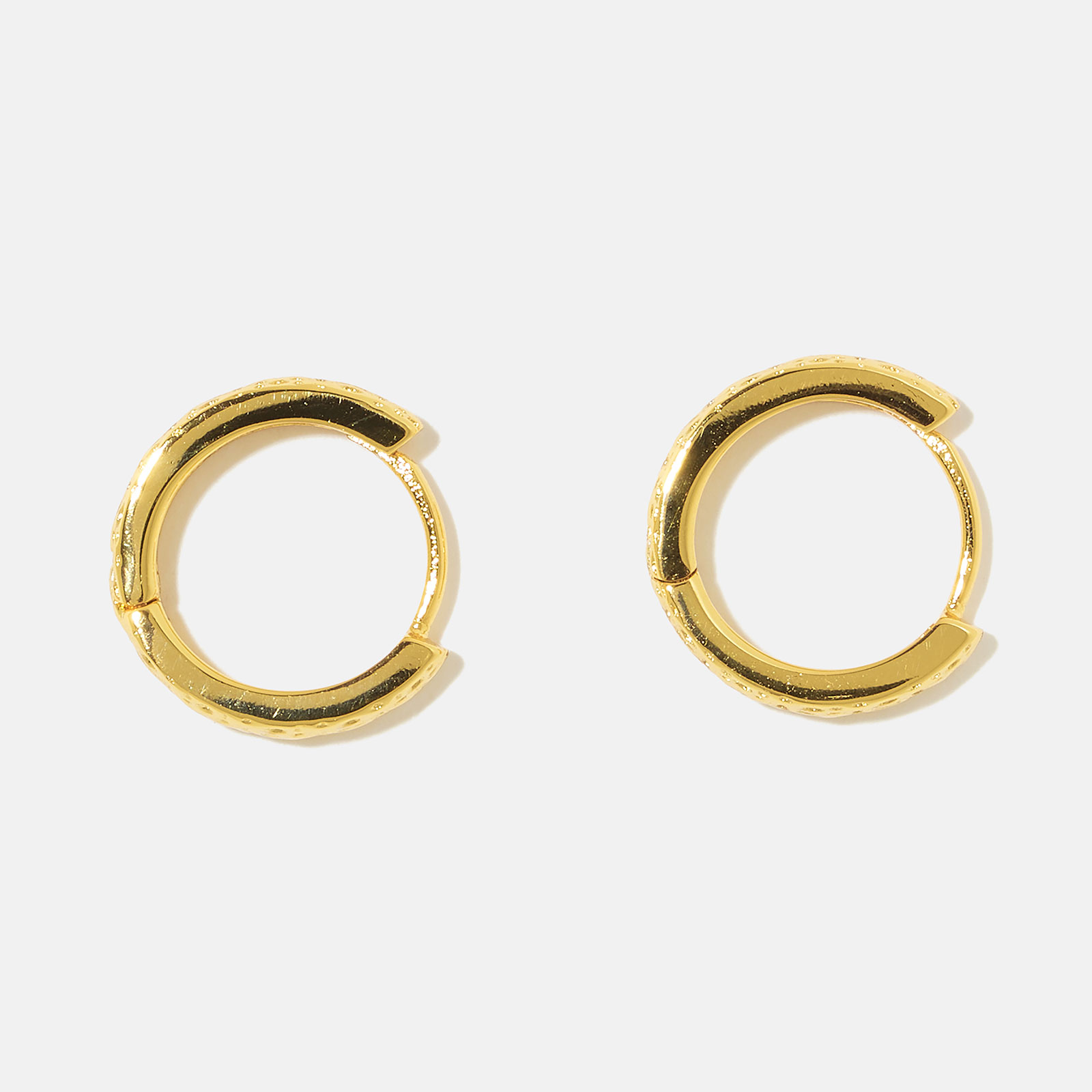 Guldpläterade silverörhängen - mönstrade hoops 15 mm