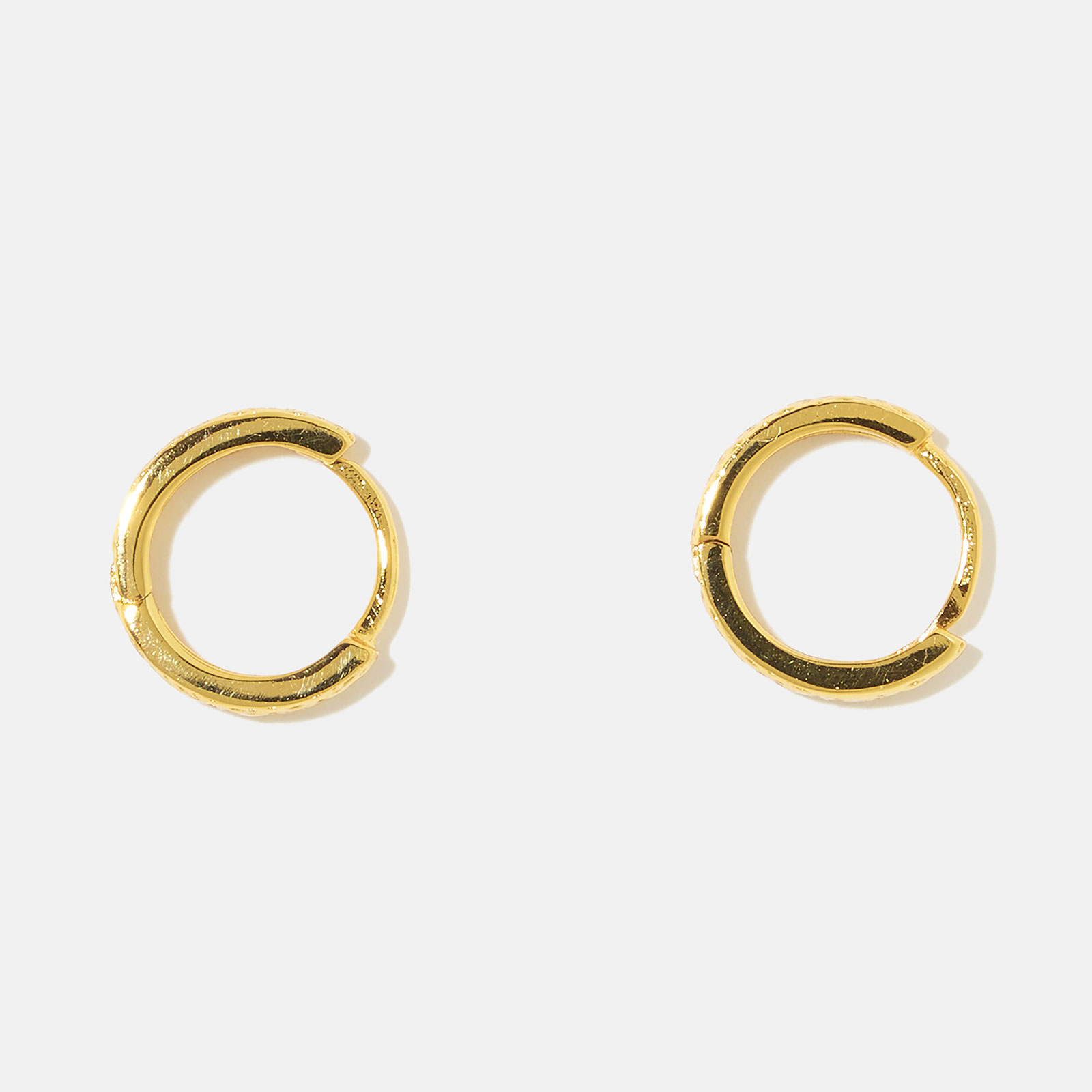 Guldpläterade silverörhängen - mönstrade hoops 12 mm