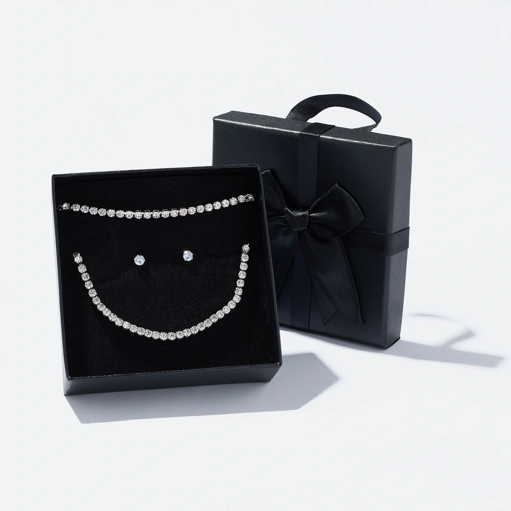 Smyckeset strass - armband, örhängen & halsband