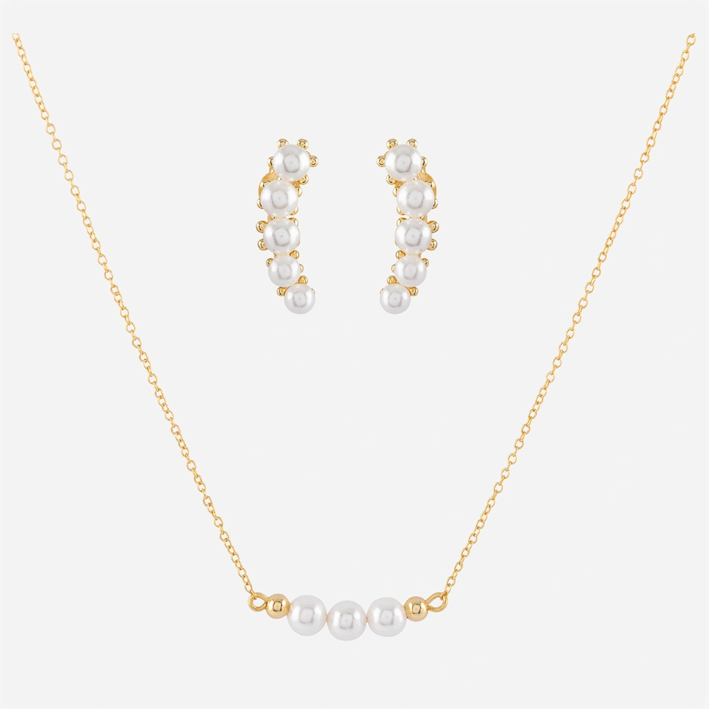 Guldpläterat smyckeset i äkta silver - vita sötvattenpärlor