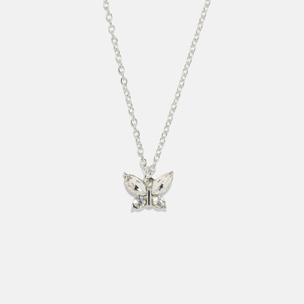 Silverfärgat halsband, fjäril
