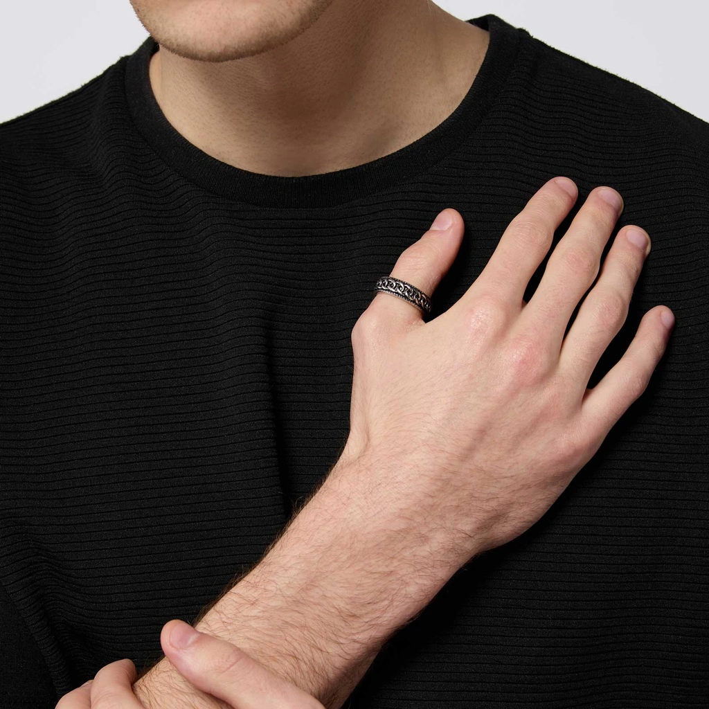 Silverfärgad ring herr - mönstrad