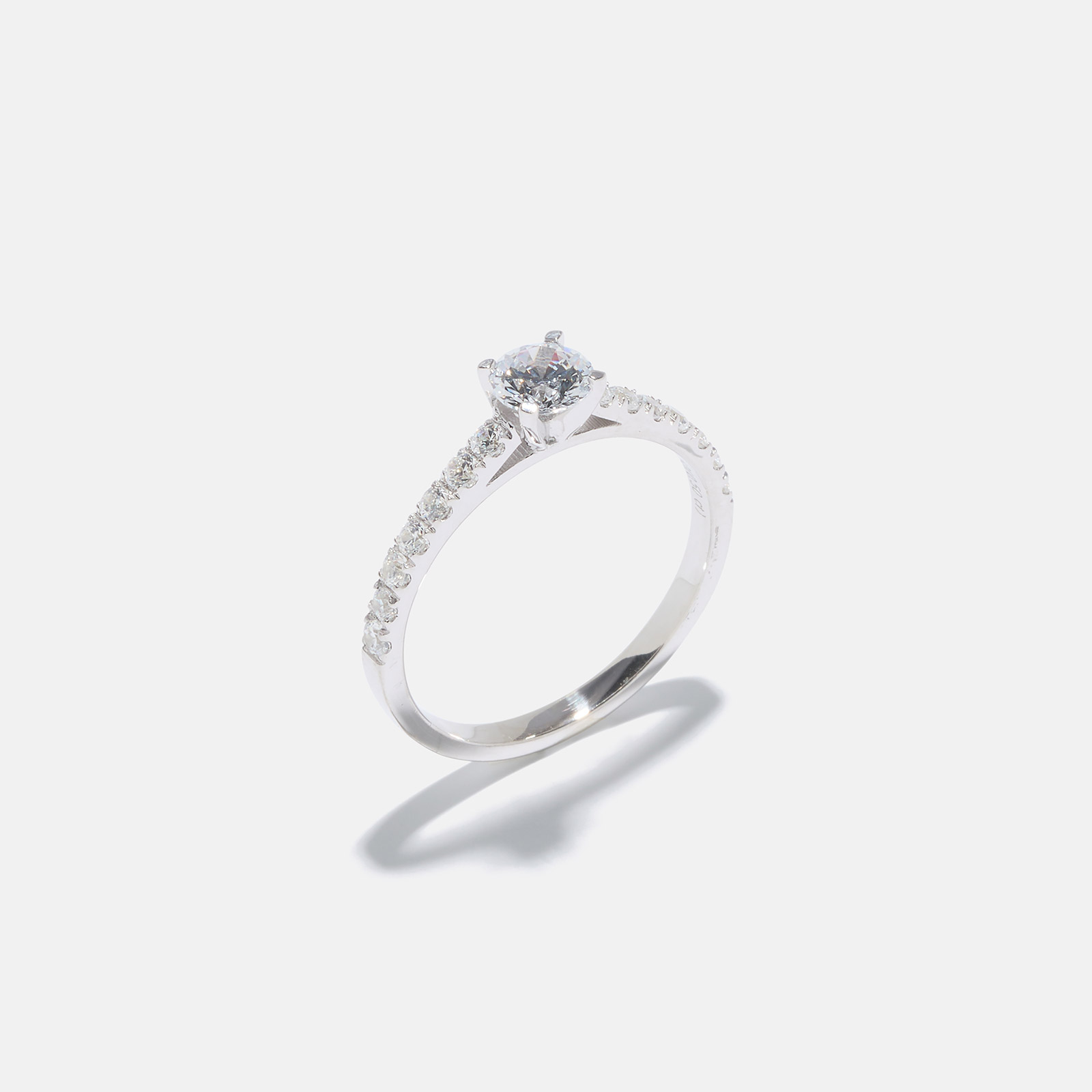 Ring Reneé - 18k vitguld, labbodlade diamanter 0,5 carat