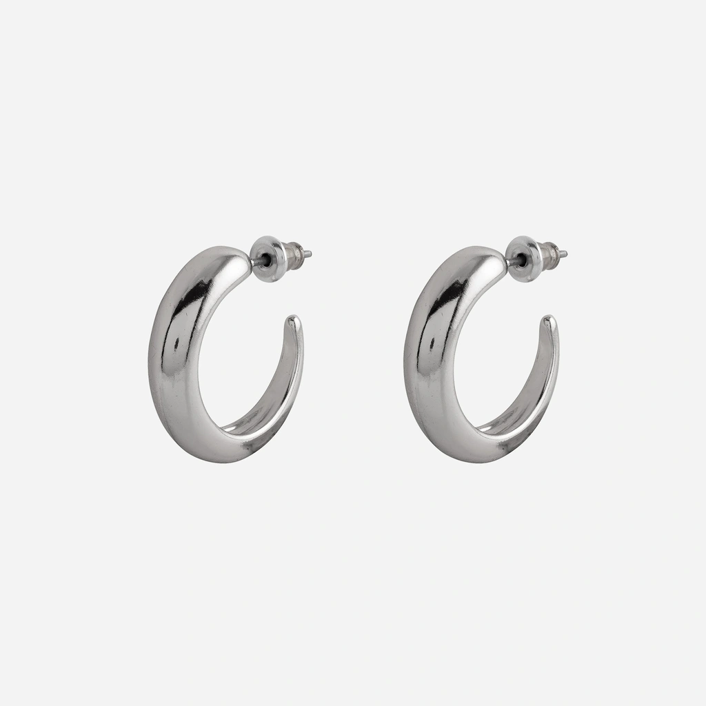 Silverfärgade örhängen - öppna hoops 15 mm