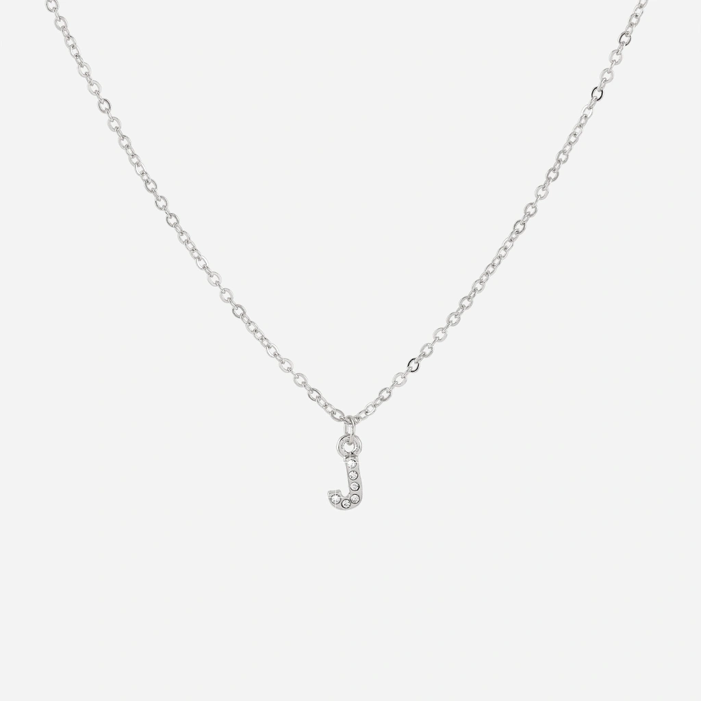 Silverfärgat halsband - bokstav J