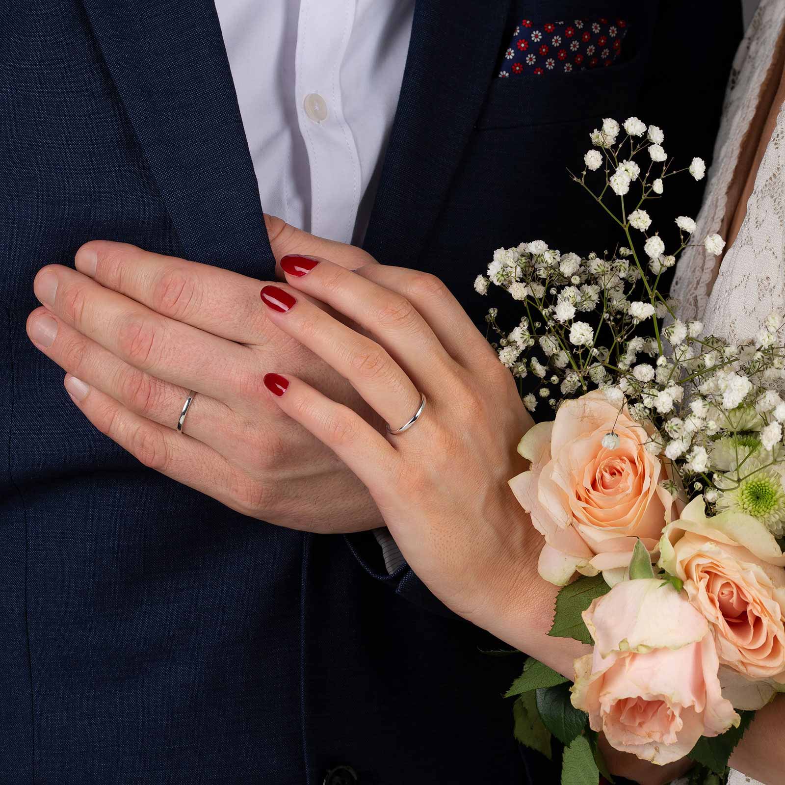 Förlovningsring 9k vitguld - Slät 2 mm / 1,1 mm