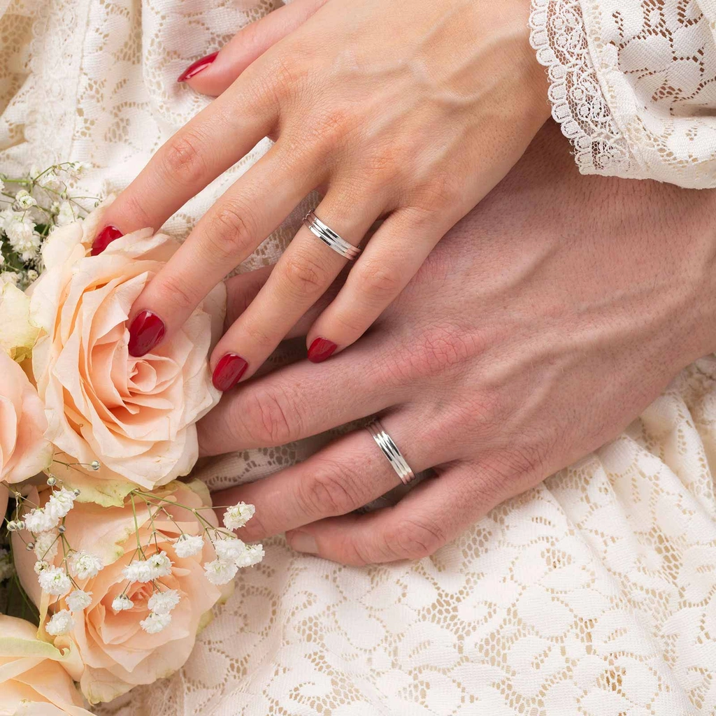 Förlovningsring 9k guld - rak bicolor 4,5 mm / 1,6 mm