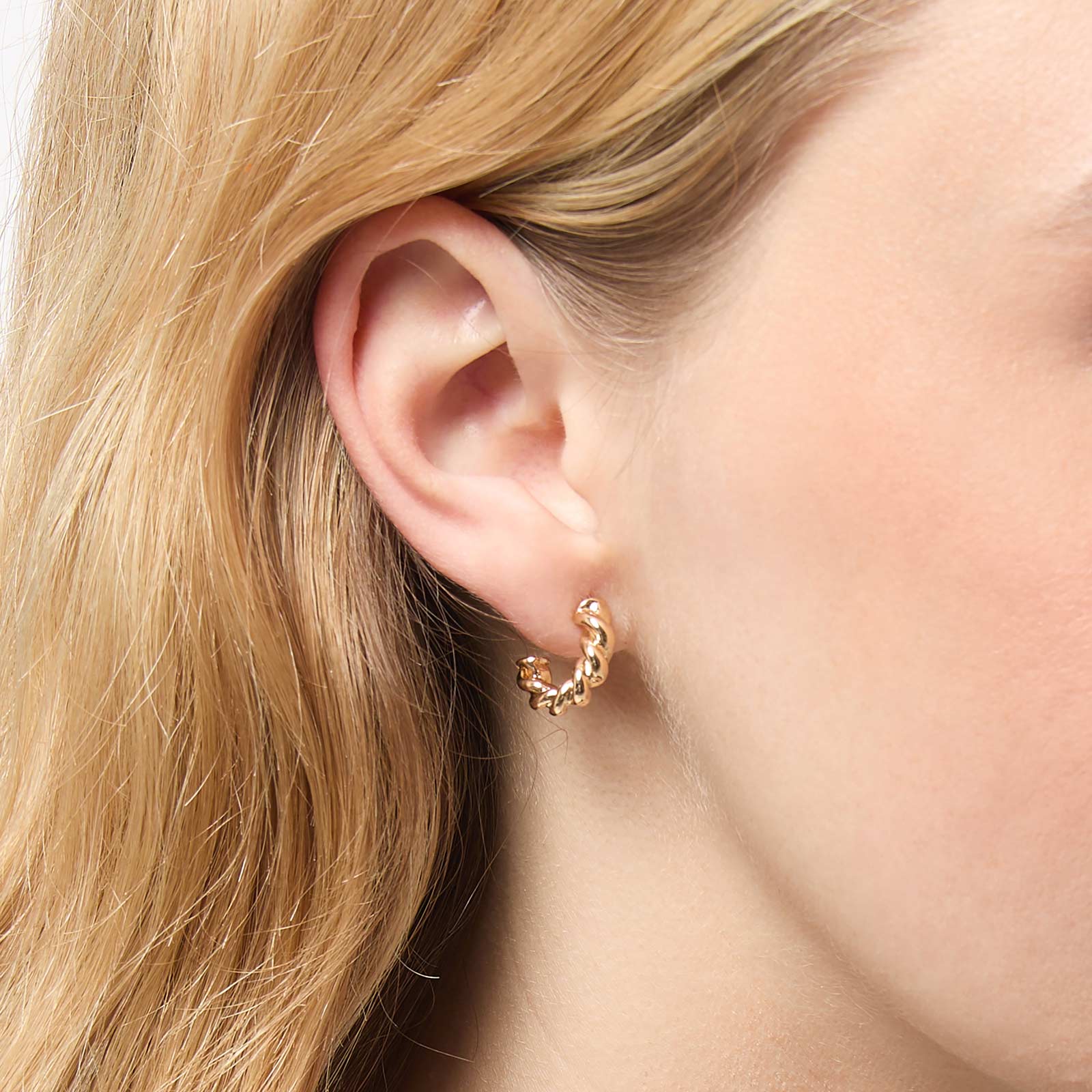 3-pack örhängen - guldfärgade hoops, 13mm