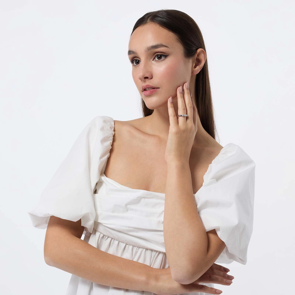 Alliansring Linda - 18k vitguld, labbodlade diamanter, 1 ct
