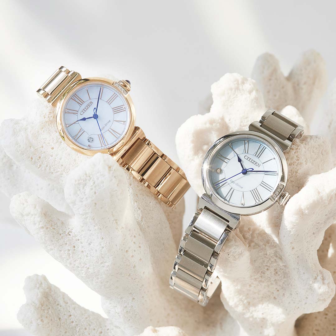 Citizen May bells damklocka, guld/pärlemor - EM1063-89D