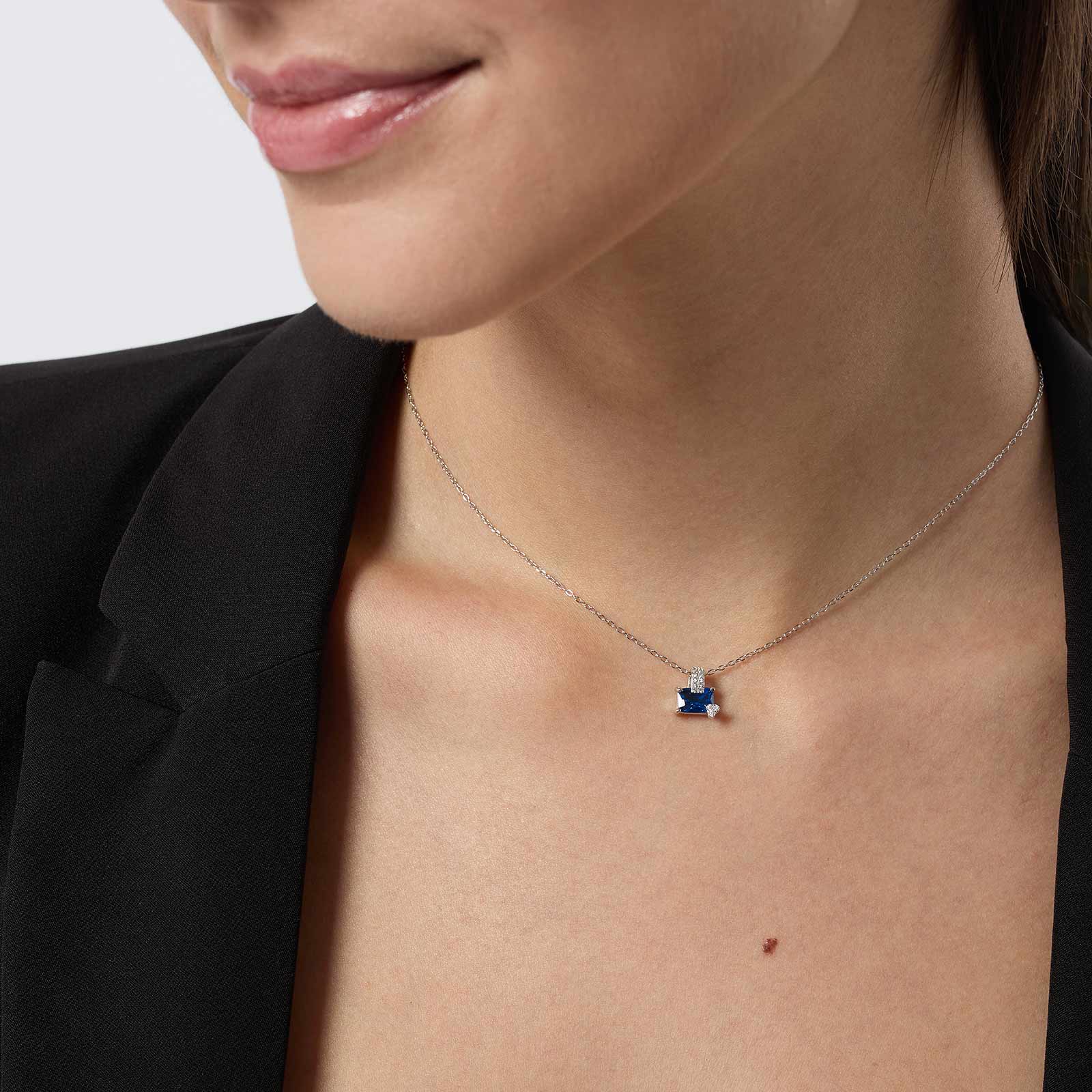 Halsband i äkta silver - blå Zirkonia med hjärta, 40+5cm