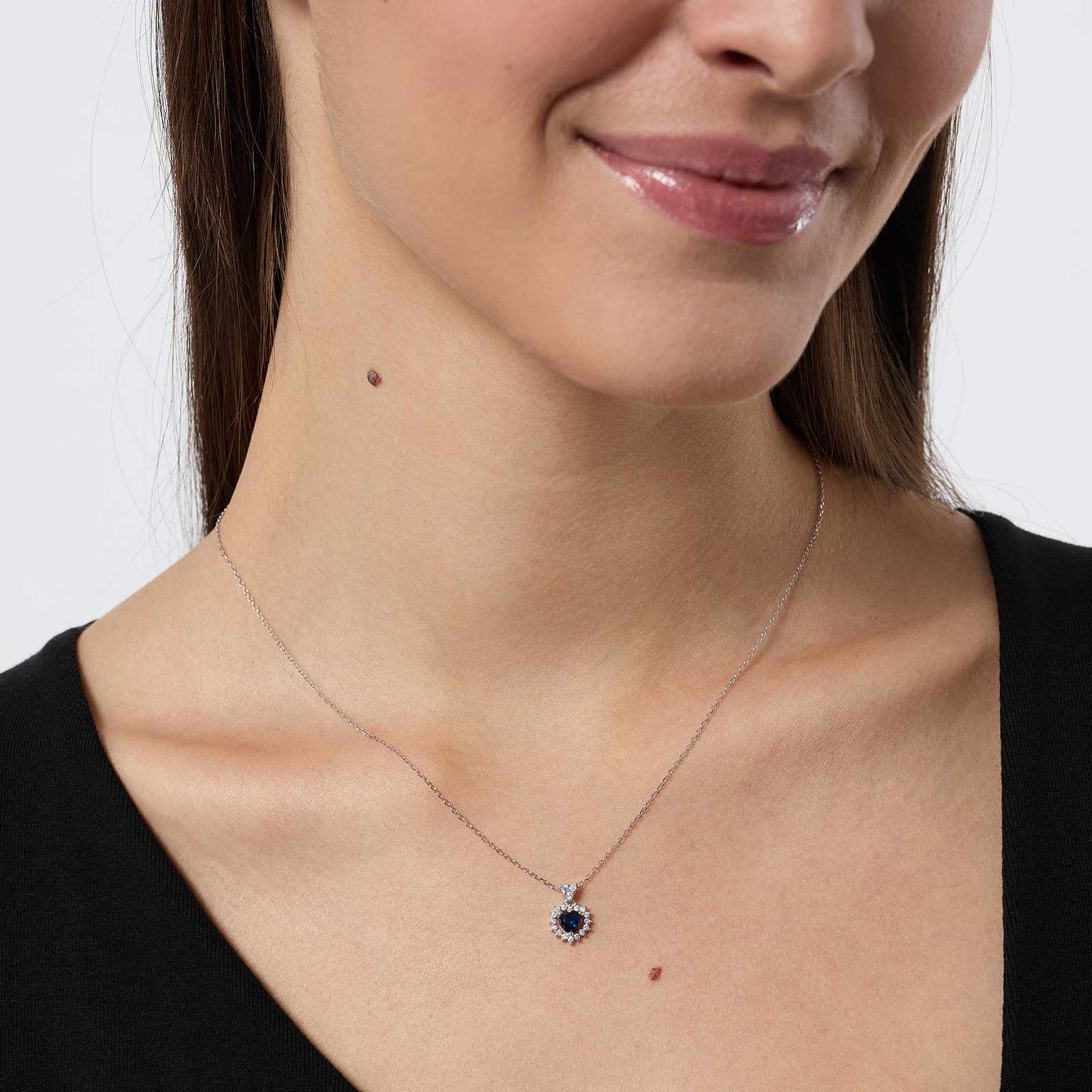 Halsband i äkta silver -  blått hjärta med halo, 40+5cm