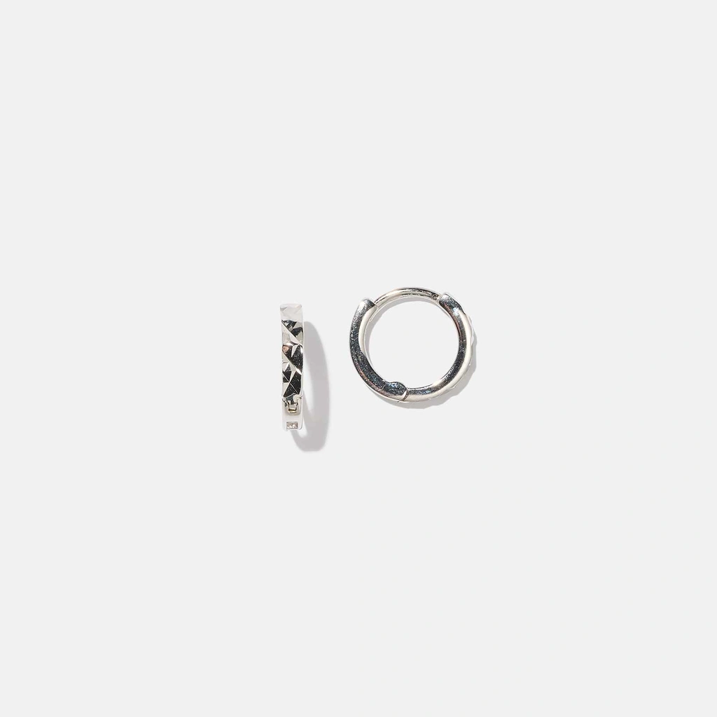 Hoops i äkta silver - mönstrad yta, 10mm