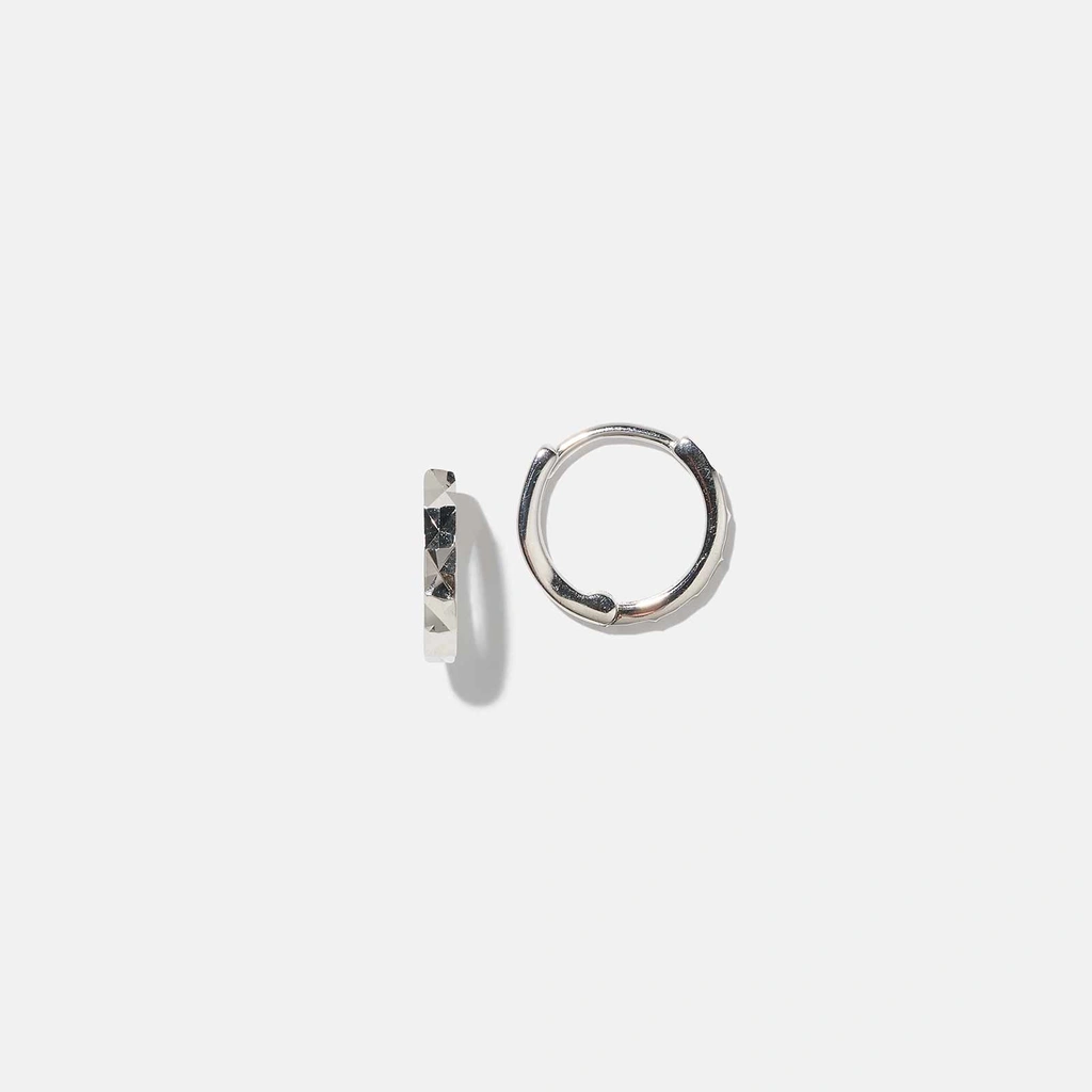 Hoops i äkta silver - mönstrad yta, 12mm