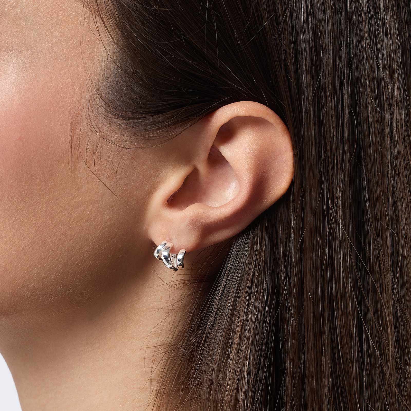 Örhängen i äkta silver - tre bågar