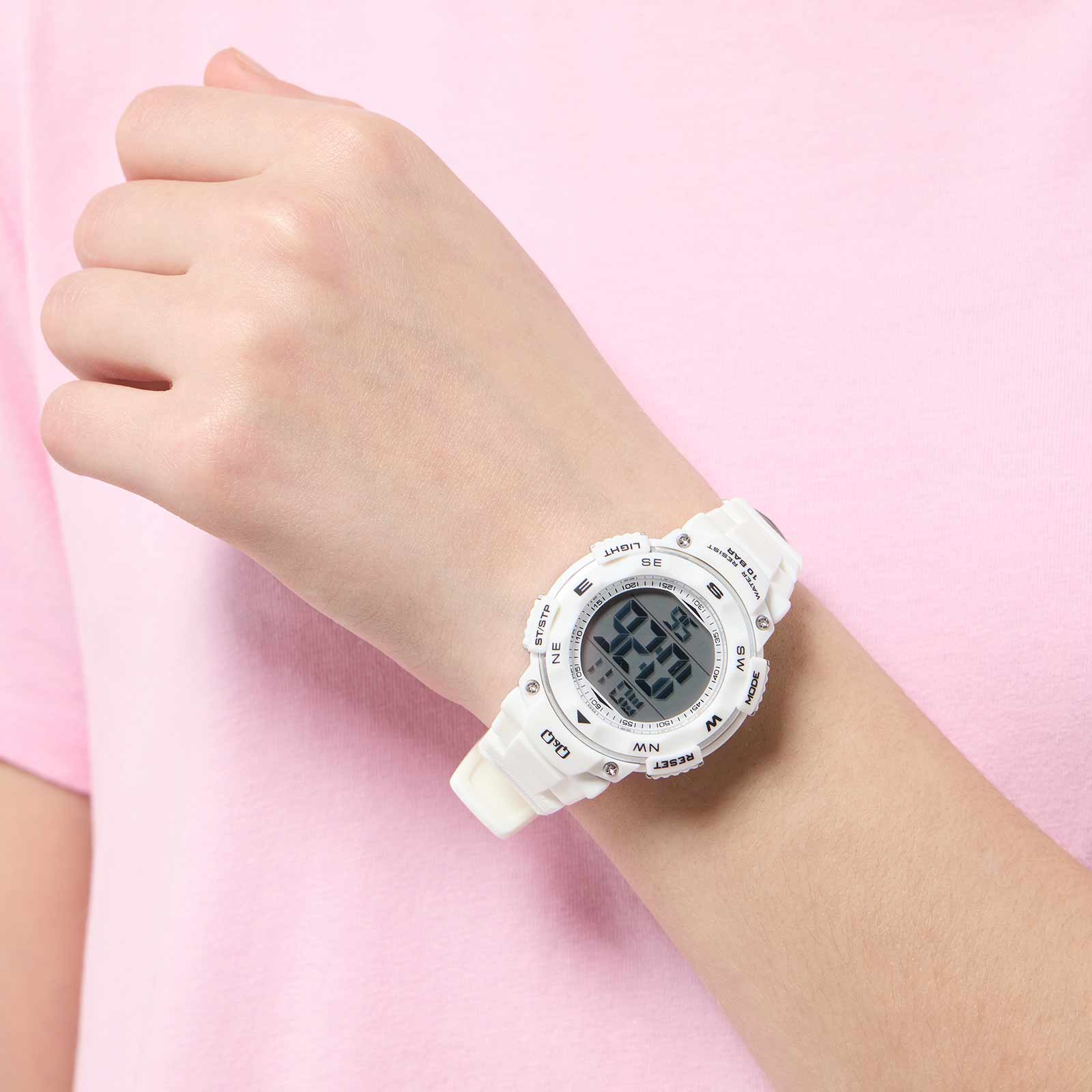 Q&Q digital barnklocka - vit plast, 38 mm