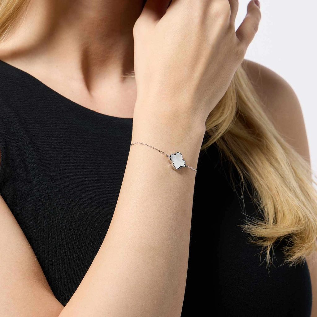 Armband dam, äkta silver - fyrklöver, snäckskal