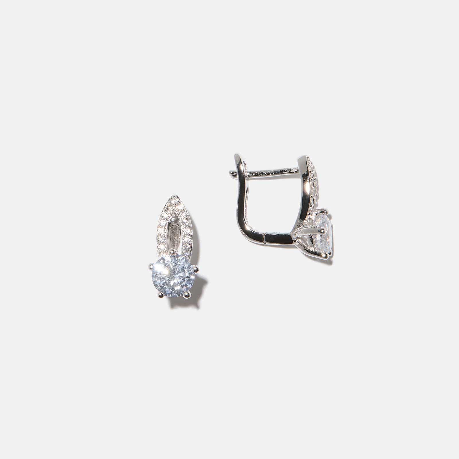Örhängen i äkta silver - bågar, vita stenar, 14mm