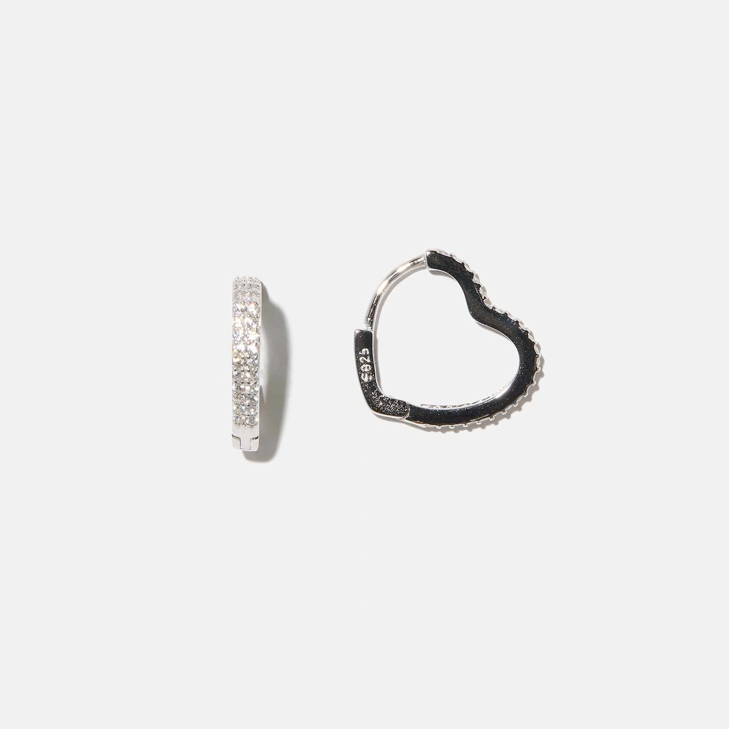 Örhängen i äkta silver - hjärtformade hoops, 25x15mm