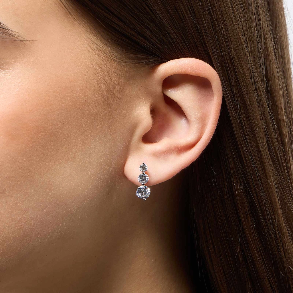 Örhängen i äkta silver - hängen med tre Zirkonia, 16mm