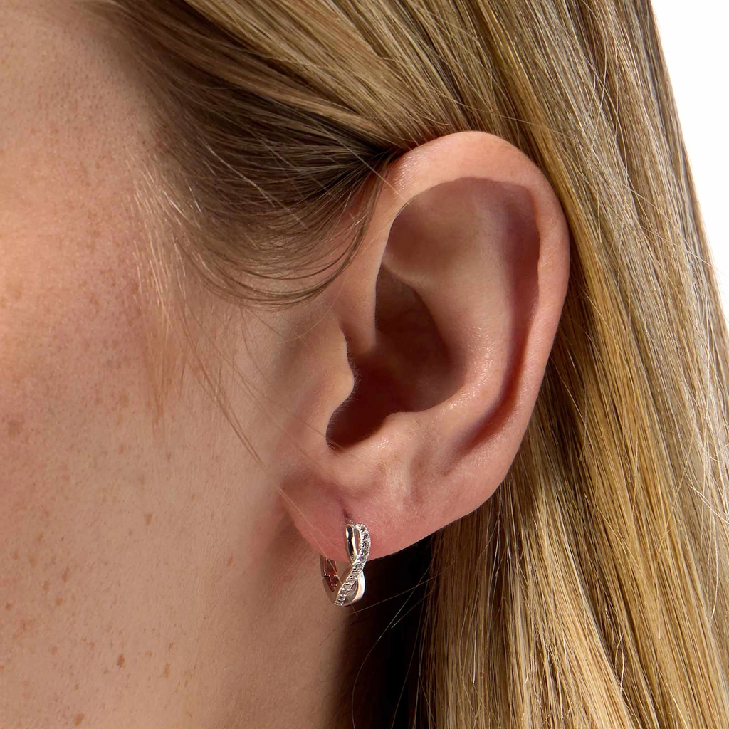 Örhängen i äkta silver - infinity vita stenar, 12mm