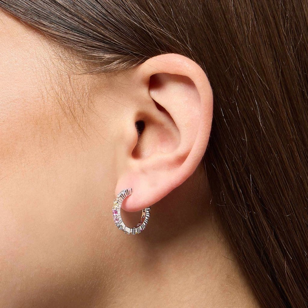 Örhängen i äkta silver - hoops, flerfärgade stenar, 15mm