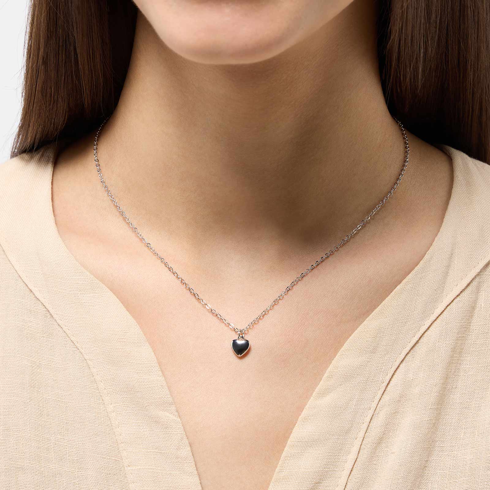 Silverfärgat halsband -  kedja med hjärta, 42+6 cm