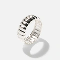 Ring i äkta silver - räfflad, 57