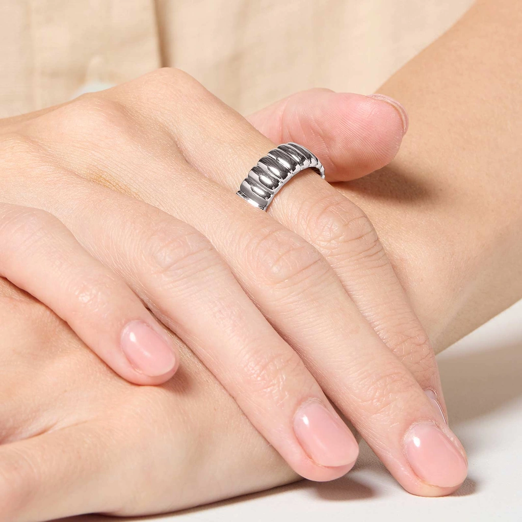 Ring i äkta silver - räfflad, 57