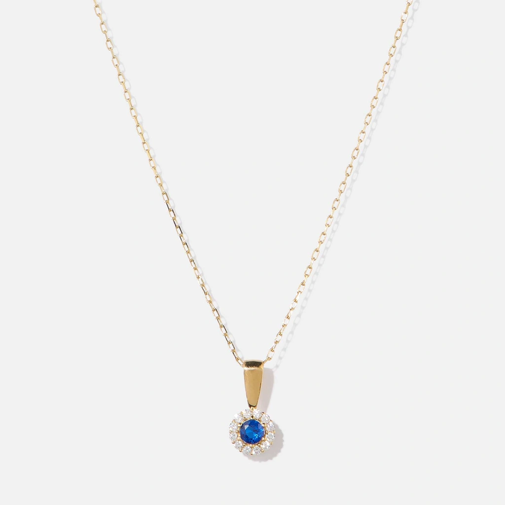 Halsband 18k guld med Carmoséhänge