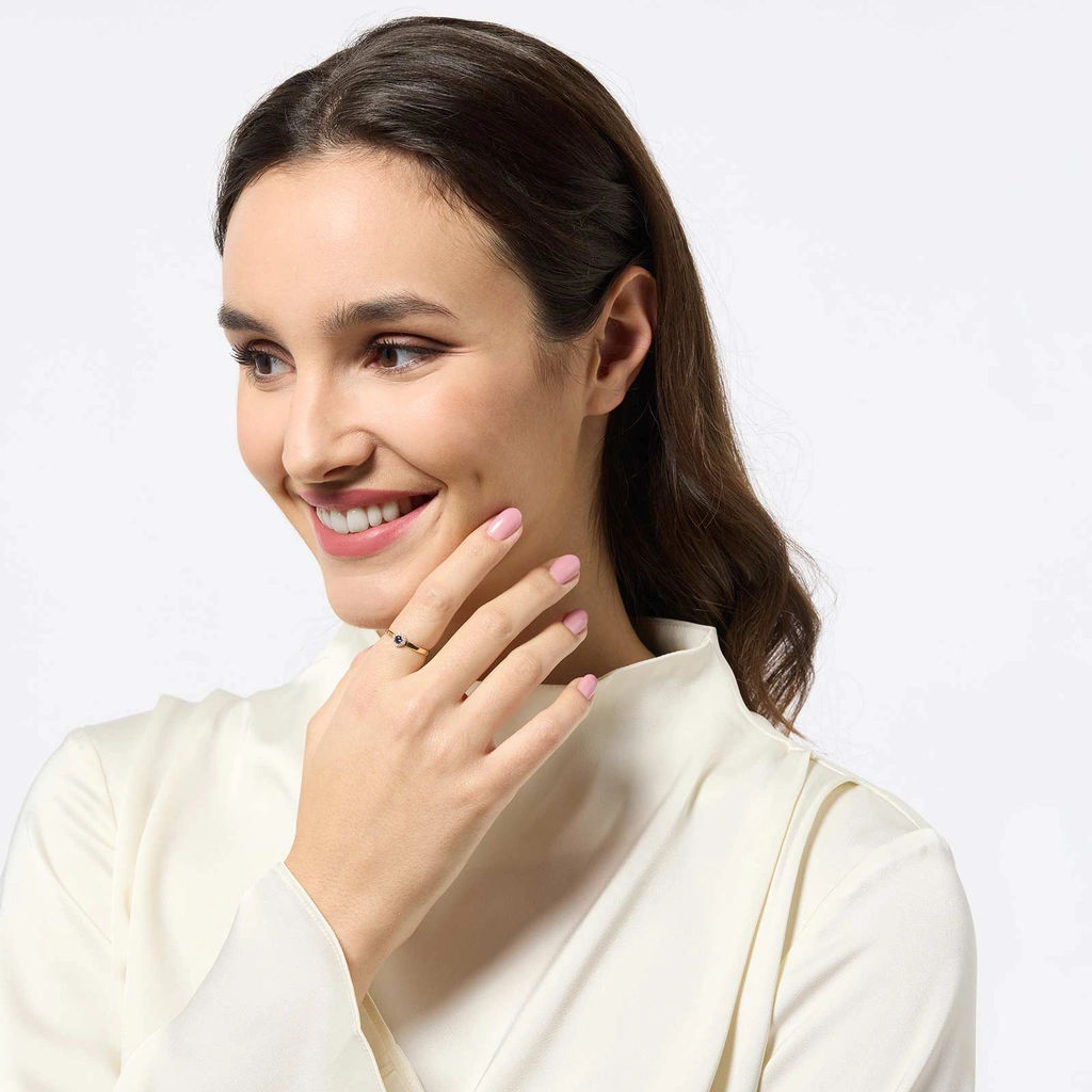 Carmoséring i 18k guld - blå och vit st. 18