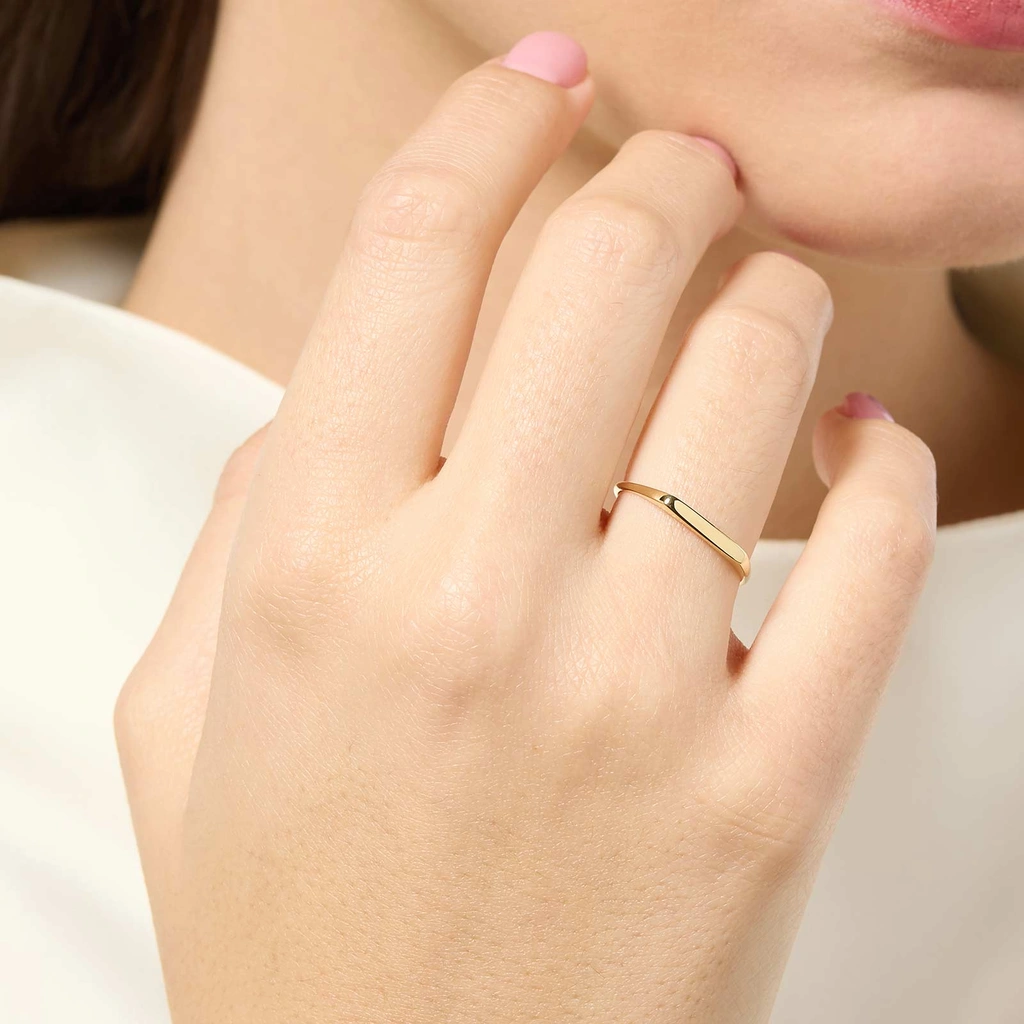 Smal ring 18k guld - platt bar st. 15