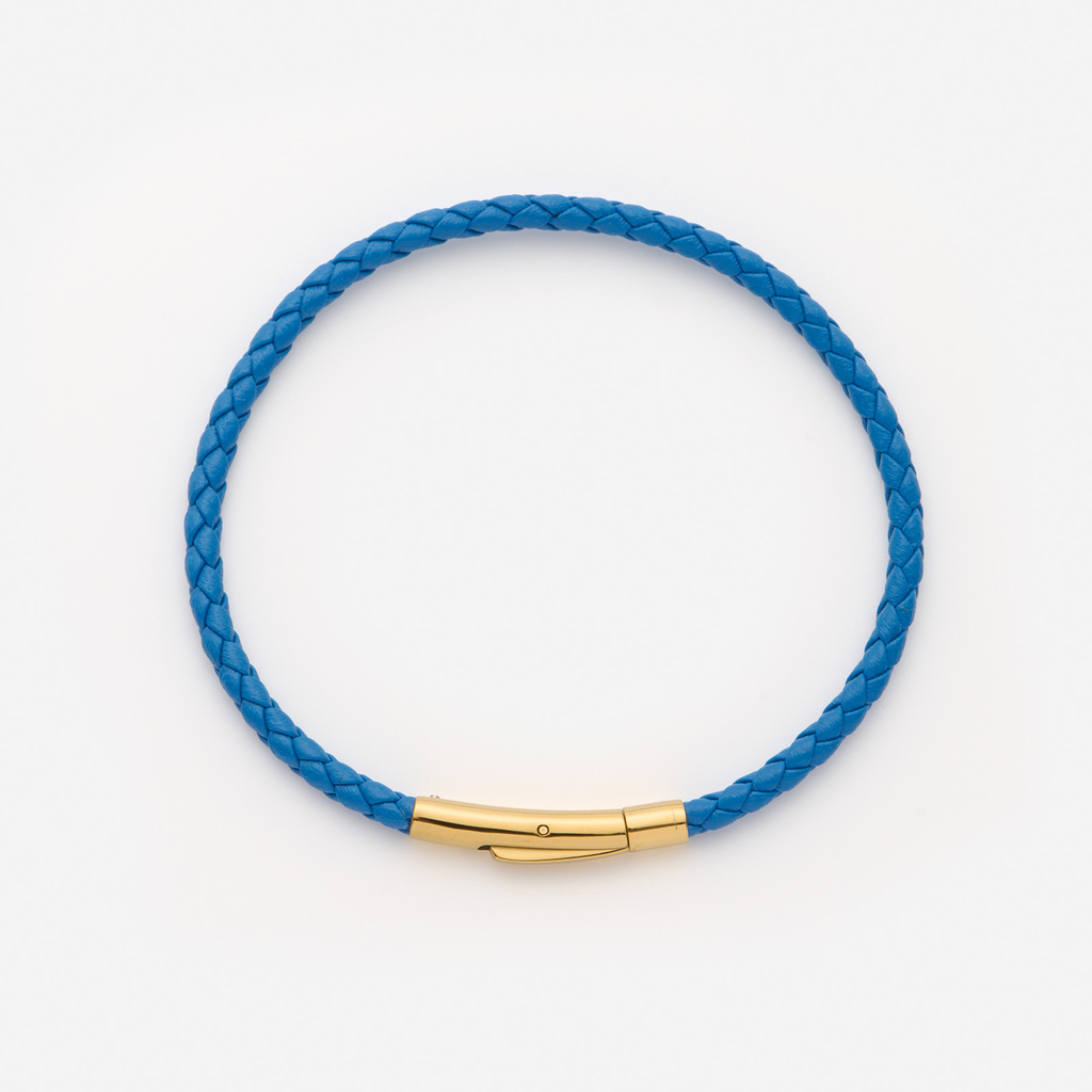 Blått flätat läderarmband med guldpläterat stålspänne, 16cm