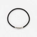 Svart läderarmband med stålspänne, 16cm