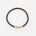 Svart läderarmband med guldpläterat stålspänne, 16cm