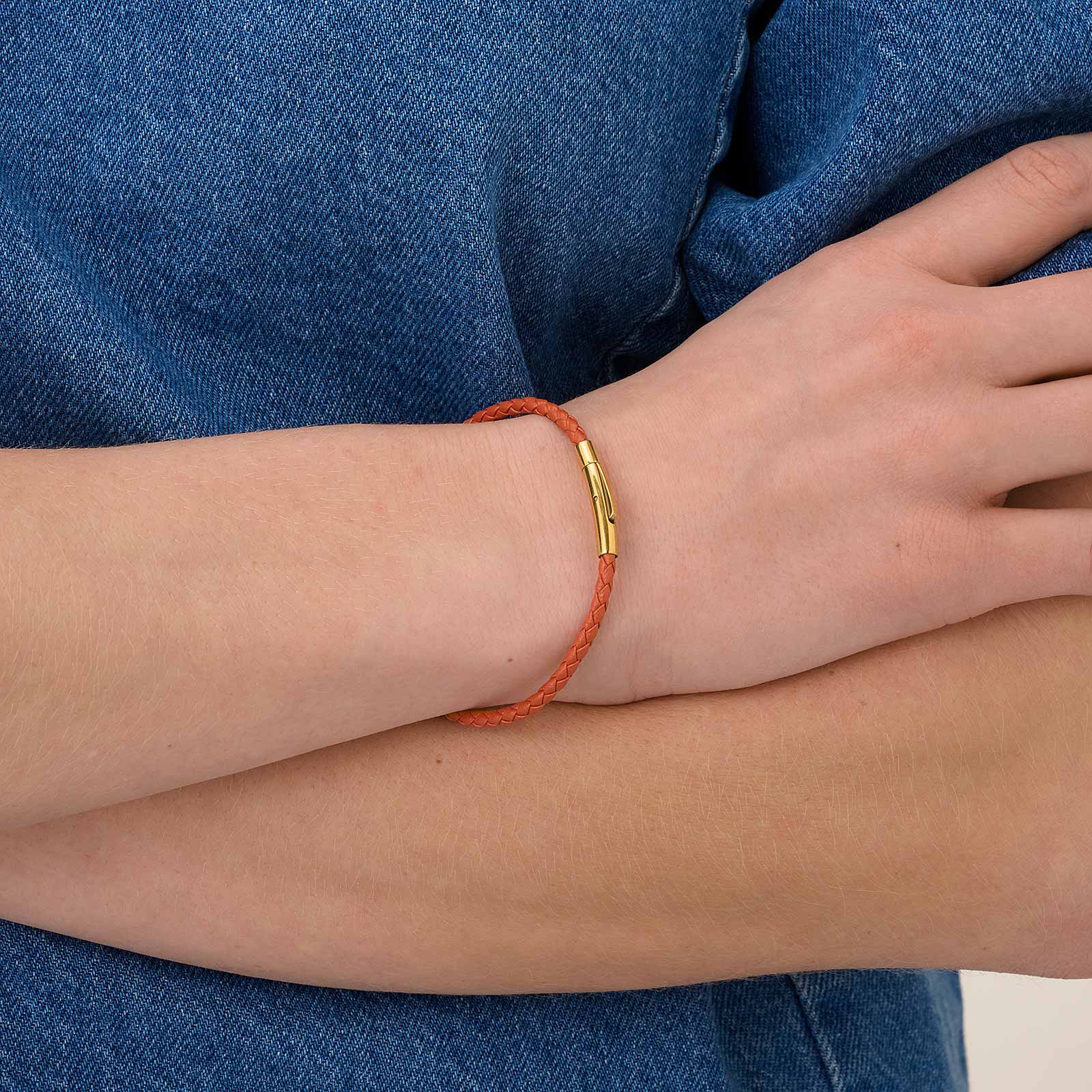 Orange läderarmband med stålspänne, 19cm