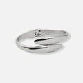 Stilrent silverfärgat armband - bangle