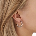 Silverfärgade örhängen - hoops, spikes, 30mm