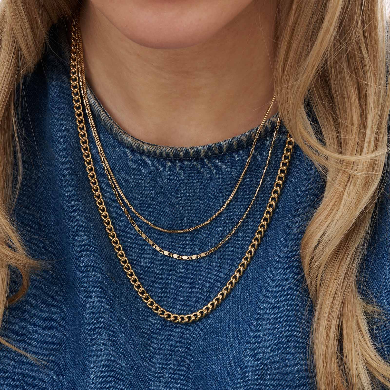 3-radigt guldfärgat halsband, olika kedjor - 33-55 cm