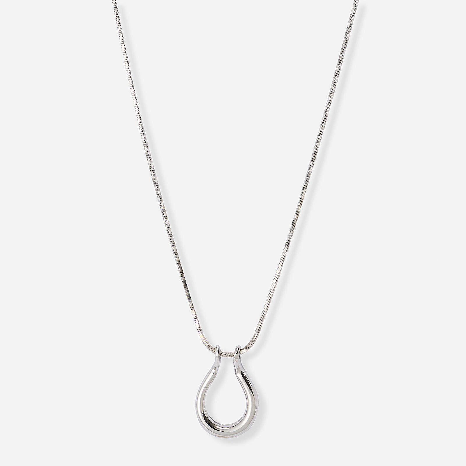 Silverfärgat halsband, bygel, 62+7cm