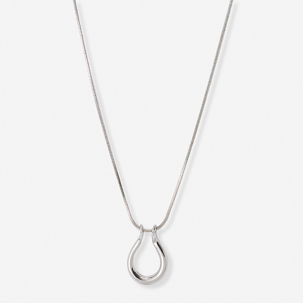 Silverfärgat halsband, bygel, 62+7cm