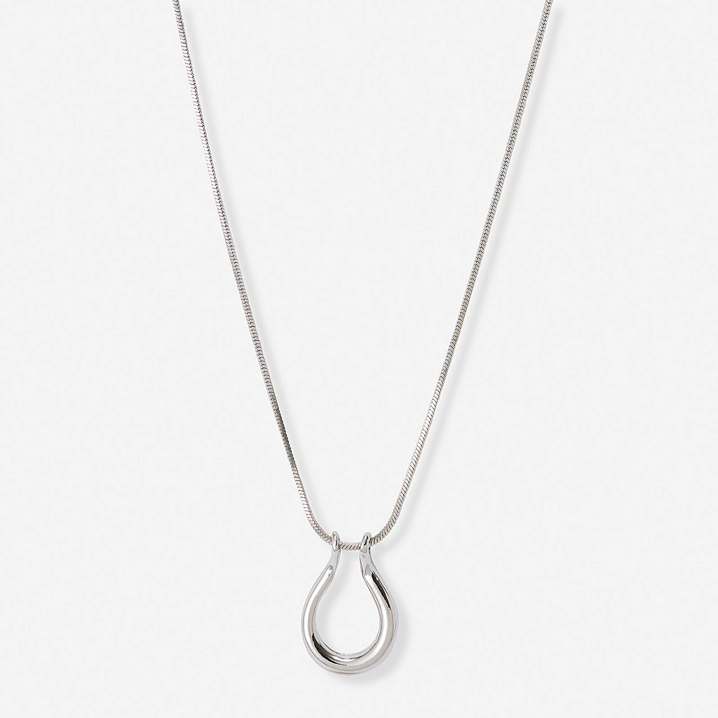 Silverfärgat halsband, bygel, 62+7cm