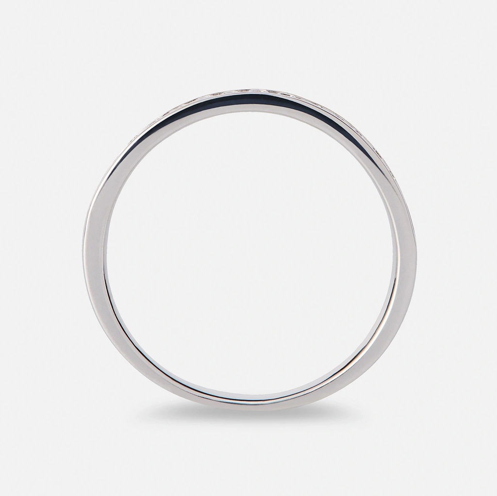 Alliansring 18k vitguld med 0,25 ct labbodlade diamanter - 16