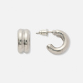 Silverfärgade örhängen, tvåradiga hoops- 14 mm