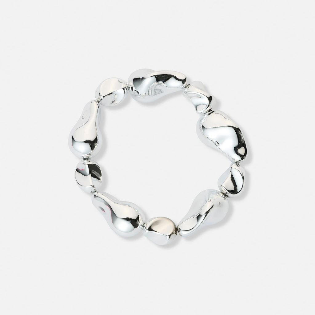 Silverfärgat armband, ojämna kulor - 17cm